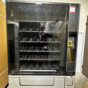 2023 USI Evoke 6 Combo Vending Machine – Excellent Condition with a credit card reader